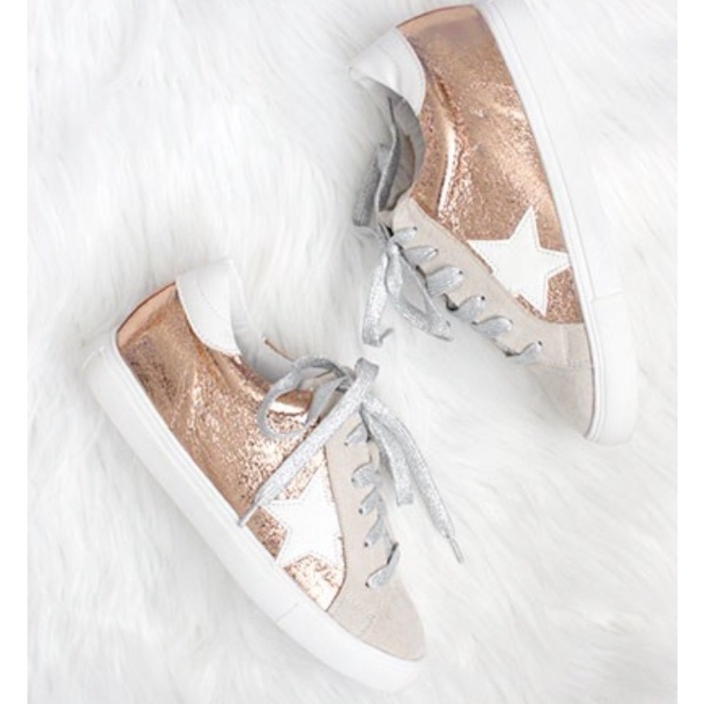 NWT Metallic Star Sneakers